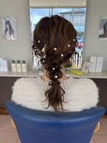 アトリーチェタ 田富店(ATTRICE)&nbsp;編みおろしヘアセット