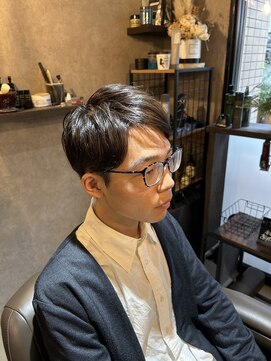 トニコ(toniko) マッシュ×アップバング×刈り上げ×ビジネスヘア×刈り上げ