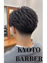バーバーショップテト(barber shop tete)&nbsp;テーパーフェード/フェザーパーマ/センターパート