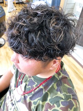 ディ グラント(D GRANT) 震災刈り☆パーマ&メッシュスタイル♪