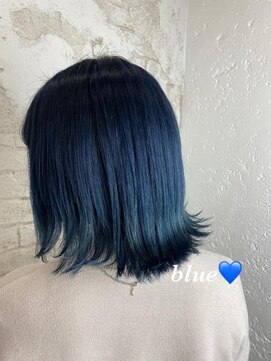 プライズ アイリス 池袋東口店(prize Iris) ブルー、ブルーカラー、ブリーチカラー