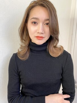 テオ(Theo) Theo / グレージュ /  リバースカール  / セミディレイヤー