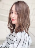 20代30代40代50代モテハイライトとツヤ髪のCカーブカット☆
