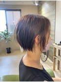 ショートボブ