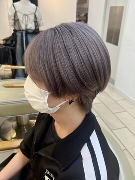 テトラ バイ ネオリーブ 横浜西口店(tetra by neolive) ブリーチ メンズハイトーン シルバー 横浜