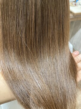 ユーリカ リチェルコ 四天王寺前夕陽ケ丘店 ベージュカラー/髪質改善