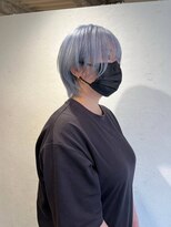 エヌプラスリタ 近鉄八尾(N+lita)&nbsp;淡めブルーカラー 小顔ショートボブ 髪質改善トリートメント