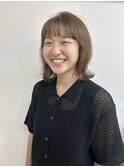 くるんっと巻いた毛先にキュンとする♪透明感ミントベージュ
