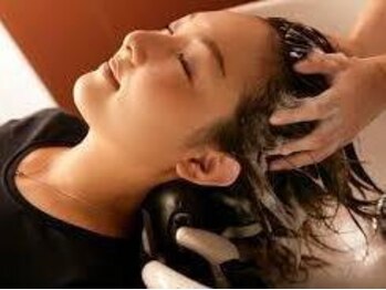 リム(Limb)の写真/Limbのヘッドスパで、心と身体をすっきりリフレッシュ！日々の疲れを癒し、美しい髪を手に入れましょう♪