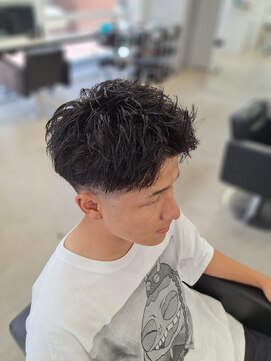 ピースバイラフトーキョウ(V by RAF Tokyo) スパイキーショート、ピンパーマ