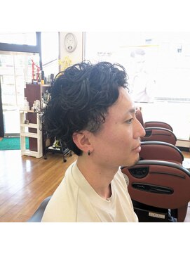 ふかみ理容院 ツーブロック × スパイラルパーマ