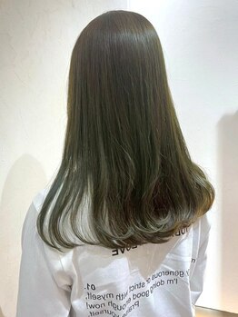 ノッポサン(Noppo3)の写真/頑固なくせ毛やうねりも地毛のようなナチュラルストレートへ★ダメージレスな縮毛矯正で手触りのいい艶髪へ