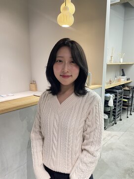 ヘアーメイク ネイキッド(Hair make Naked) ミディアムレイヤー