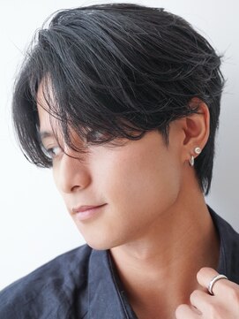 カライング(ing) スーツ短髪ツーブロック束感モテる黒髪シークレットパーマ流行