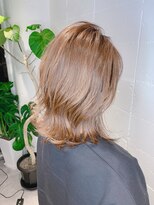 シェル 吉祥寺(shell)&nbsp;大人可愛い☆外ハネ小顔効果ベージュカラー☆