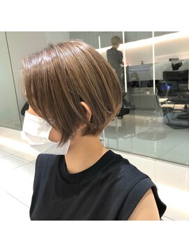 レイズ 立川(RAYS) 【RAYS金本】前下がりショート・ミルクティーベージュ