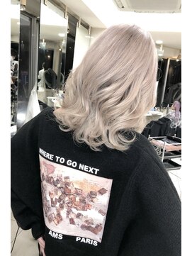 リア 大阪梅田(Ria) ～ホワイトミルクティー～【Ria 大阪 梅田】