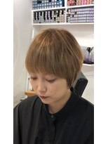 パルタジェ(partager) 小顔効果満点の前下がりミルキーショート