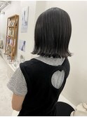 黒髪×パツっとボブ