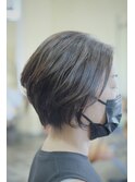 ショートボブ