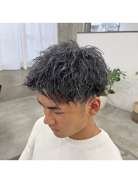 カレント 蕨(THE CURRENT) 【current】蕨　マッシュパーマ　ツイスト