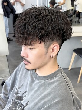 フィフス 渋谷(fifth) スペインカールver.強めツイストスパイラルパーマビジネスマン