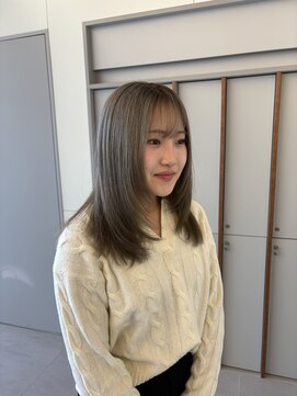 ローレンアオ(LOREN AO) 【LOREN AO】顔まわりレイヤー／ハイトーングレージュ