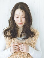ホヌア(hoNua.)&nbsp;ミディアムウェーブ 薄めバング 大人可愛い 20代30代