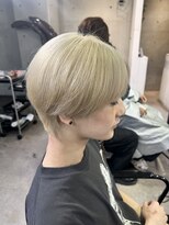 ピチカートシータ(pizzicato cita)&nbsp;シースルーマッシュウルフ/ホワイトブロンドカラー