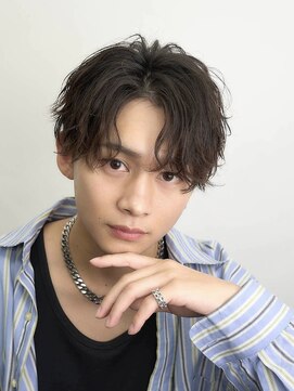 オーバルバイアピッシュ(OVARL by apish) 波巻きパーマ縦落ちツイストスパイラルメンズパーマシャドウ