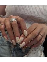 イルフレール(ill frere)&nbsp;ネイルワンカラーネイルホワイトネイルパラジェルシンプルネイル