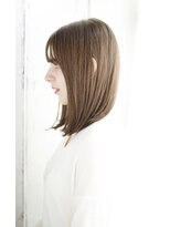 シュシュット(chouchoute)&nbsp;大人ガーリーミディアムレイヤー似合わせカットダークアッシュ13