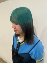 ディフィー 梅田(Defi) ターコイズブルー×ダークブラウン ルーツカラー