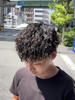 ノイセルヘアー(Noisyle Men's hair) リバースセンターパート/ニュアンスパーマ/ダウンバング/MEN'S◎