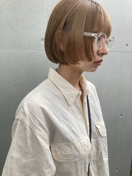 ビビト(bibito) bibito ステップカット　ボブヘア　切りっぱなしボブ　顔まわり