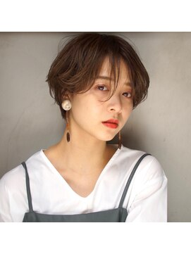 アトリエ フェム(atelier.fem) atelier.fem ラフなマニッシュショート