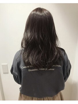 アリーズ シブヤ(ALLYS shibuya) アッシュベージュ　暗髪　透け感