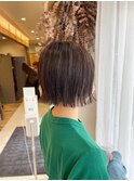 切りっぱなしボブミニボブグレージュダブルカラー