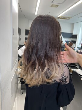 アライブ キチジョウジ(ALIVE Kichijoji) 【ALIVE吉祥寺】グラデーションカラーミルクティーベージュ