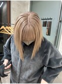 ベージュカラー　ブリーチあり