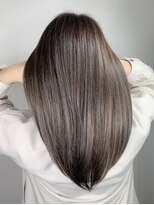 ロア(LoA)&nbsp;ピンピンにならない自然な縮毛矯正