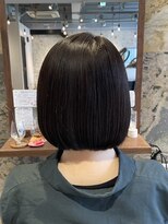 ジュエ (jouer)&nbsp;30代40代ばっさりカット大人ショートボブ×艶髪