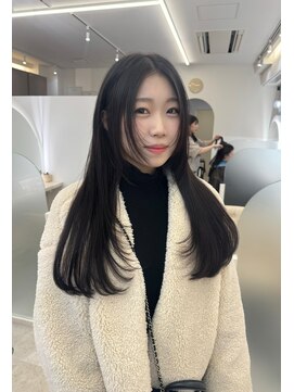 ネモネ バイ ミリー 梅田茶屋町(nemone by milly) レイヤーカット×顔まわりレイヤー【梅田 茶屋町】