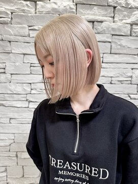 アンドファインヘアービューティー(AND FINE hair beauty) ホワイトブロンドカラー