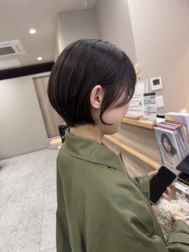 シカ 神戸三宮元町店(Cica) ショートヘア 似合わせカット バッサリ くびれ  三宮 元町 神戸