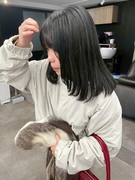 赤み消しカラーアッシュグレージュ＊レイヤーカット暗髪カラー