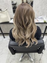 アンダーバーマッティーナ(UNDRvr mattina)&nbsp;ハイトーンミルクティーグラデーション