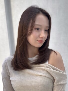 バレット 福岡天神(VALETTE) ラフで上品な印象引き出すミディアムレイヤースタイル