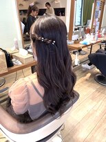 リーナ ビューティガーデン(LiNA BeautyGarden)&nbsp;ねじりハーフアップ