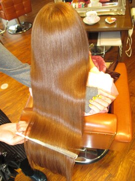 ヘアープロデュース ア ラ モード(Hair Produce A La Mode) ヨーロピアンうる艶ロング